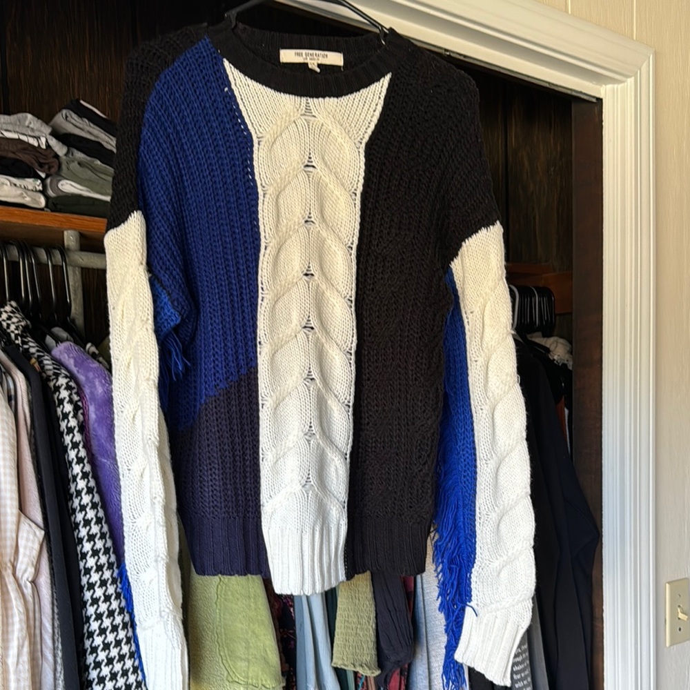 Colorblock Cable Knit Sweater